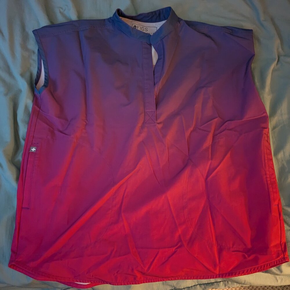 Figs Ombre Scrub Top
